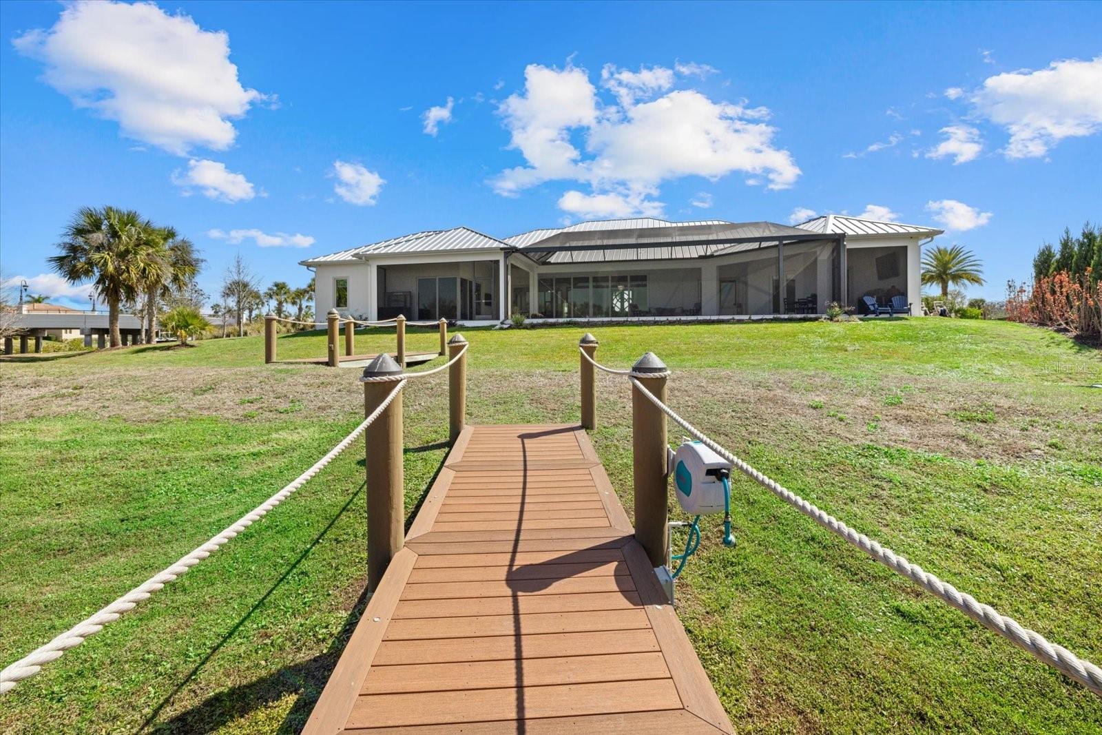 Listing photo id 58 for 1831 Rio Vista Terrace