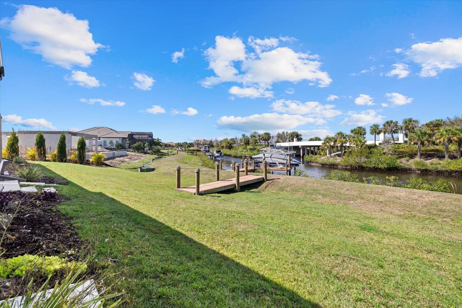 Listing photo id 59 for 1831 Rio Vista Terrace