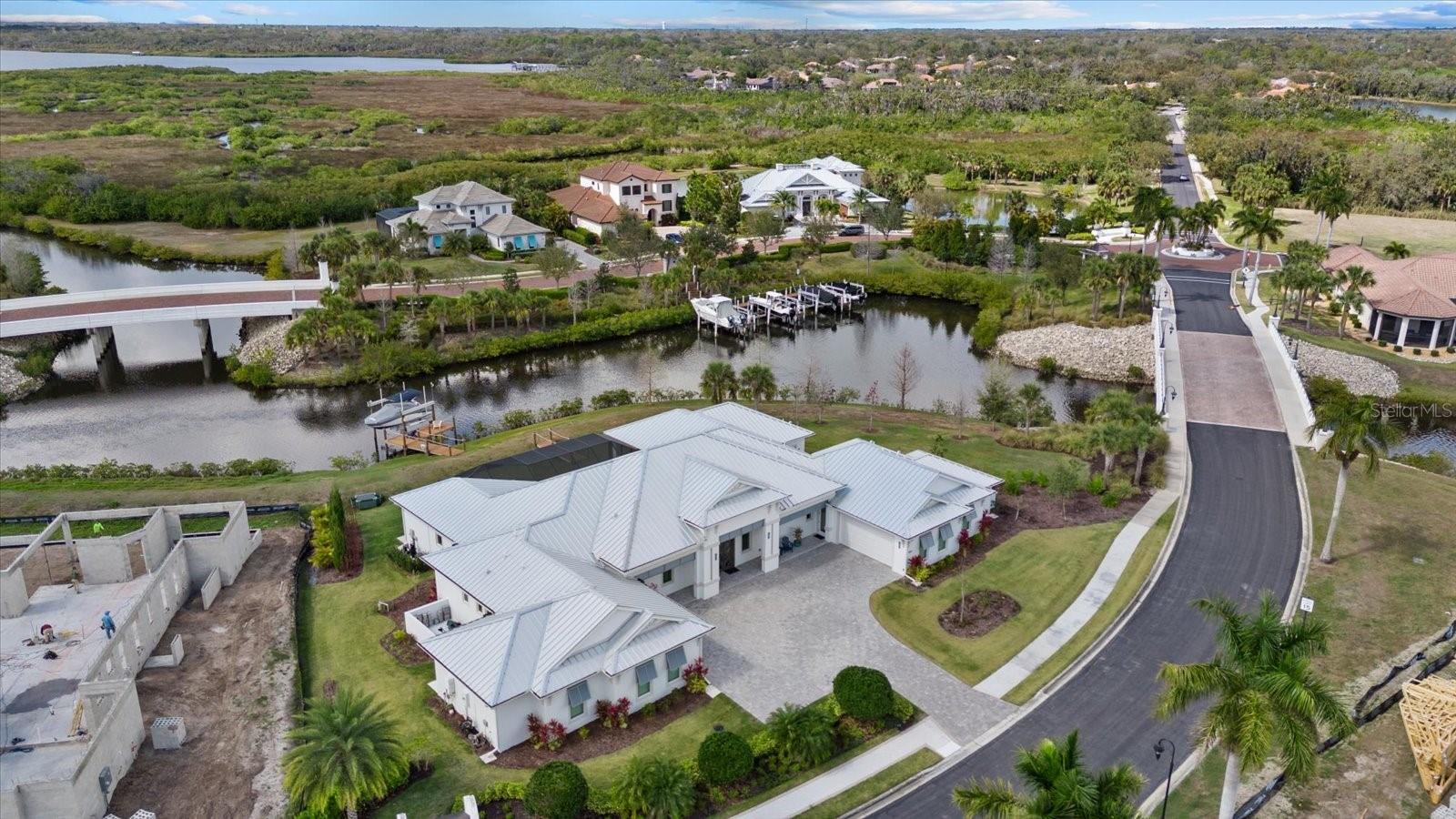 Listing photo id 69 for 1831 Rio Vista Terrace