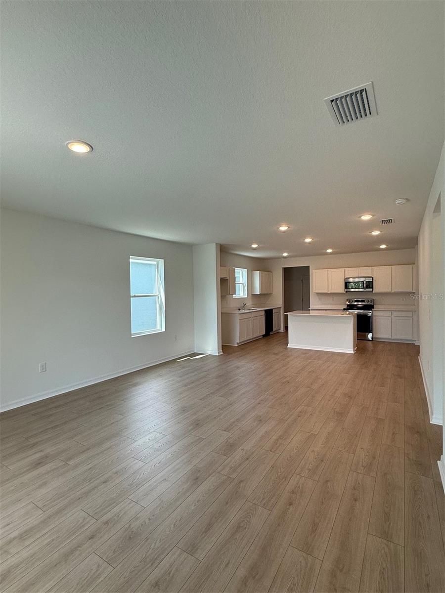 Image 3 of 13 For 13119 Sassafras Trail