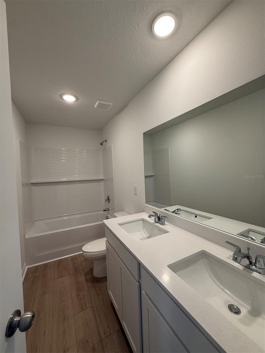 Image 9 of 13 For 13119 Sassafras Trail