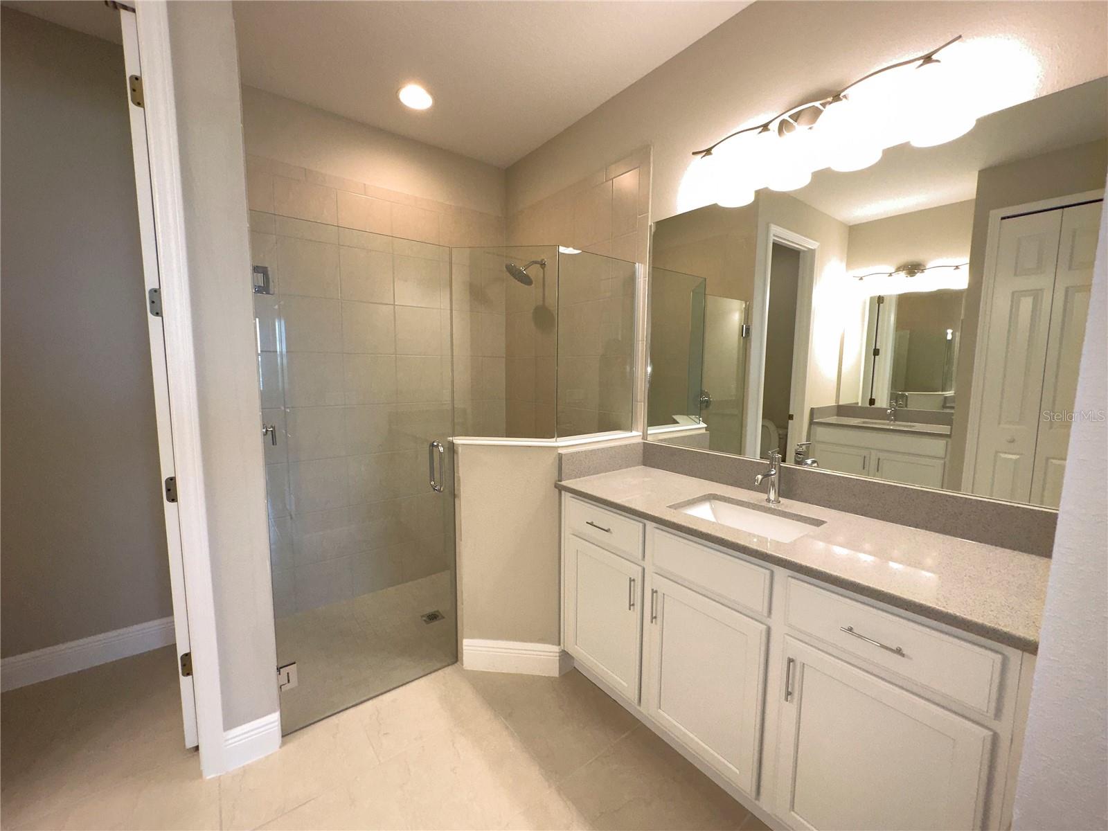 Image 11 of 21 For 10509 Klee Avenue