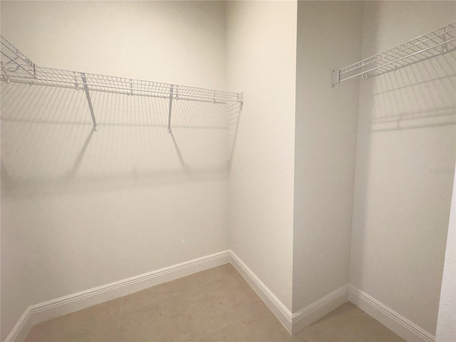 Image 15 of 21 For 10509 Klee Avenue