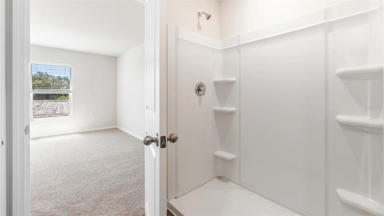 Image 13 of 18 For 8817 Clear View Street