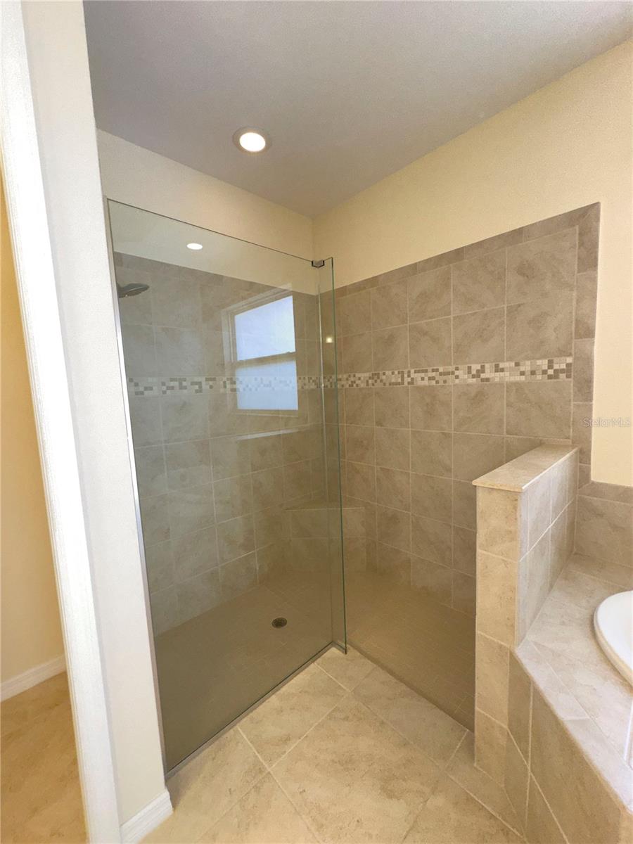 Image 19 of 39 For 11487 Blackfin Street