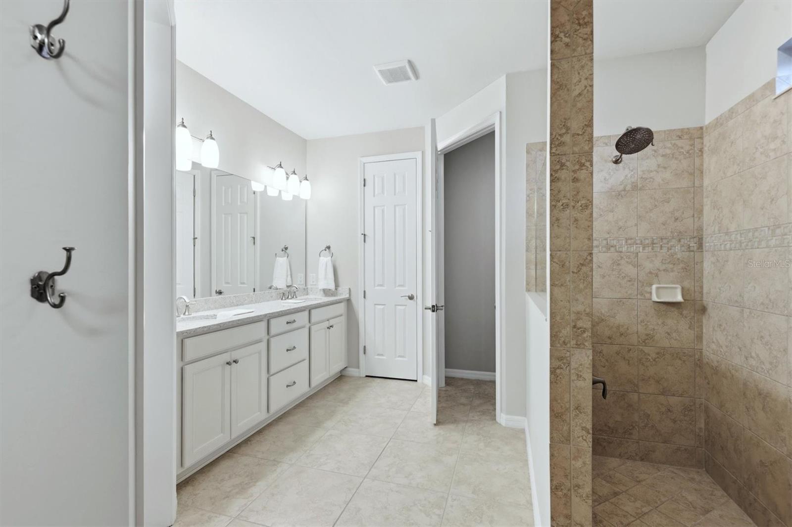 Image 28 of 78 For 11010 Sandhill Preserve Drive