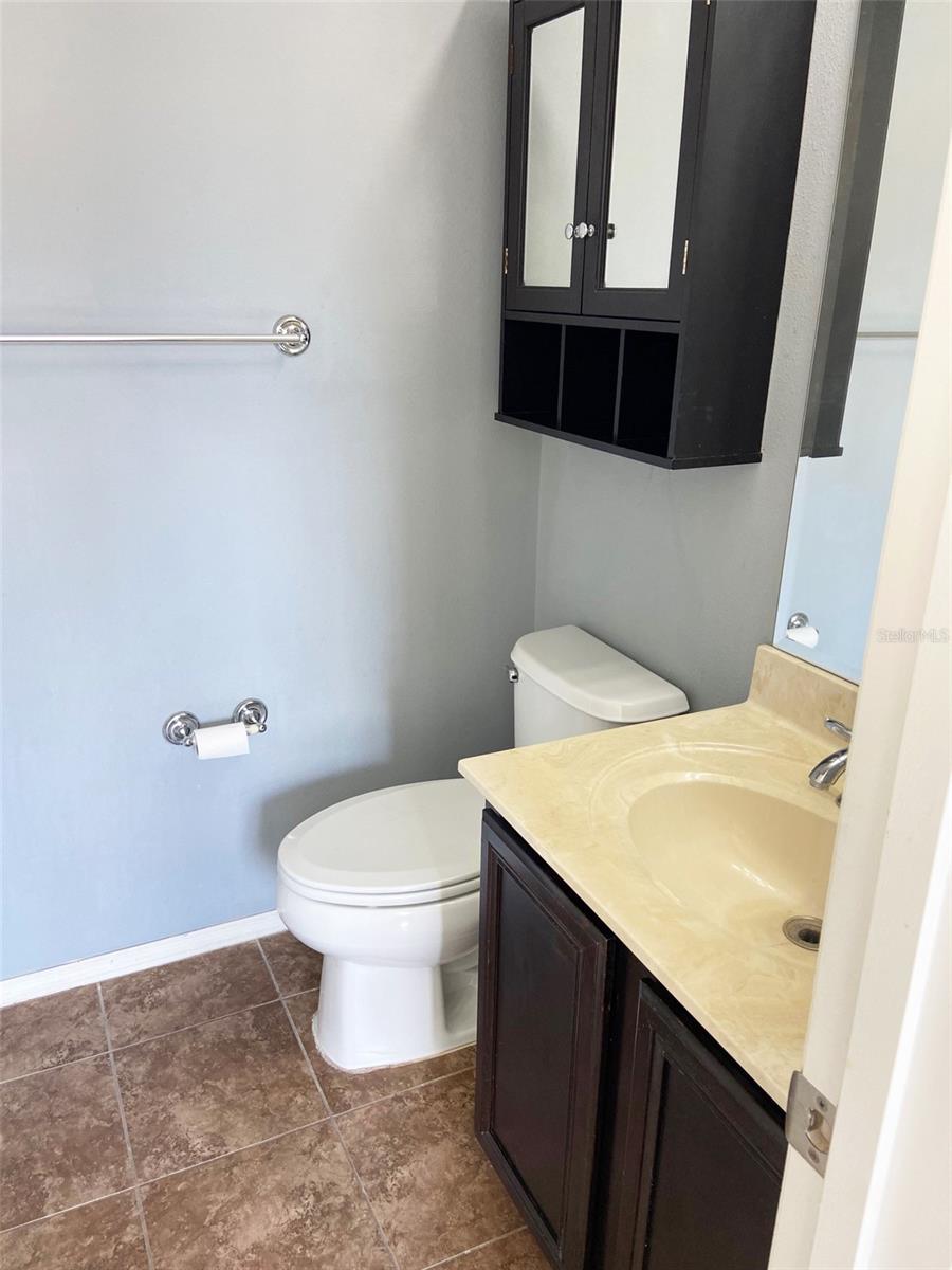 Image 18 of 30 For 8946 White Sage Loop