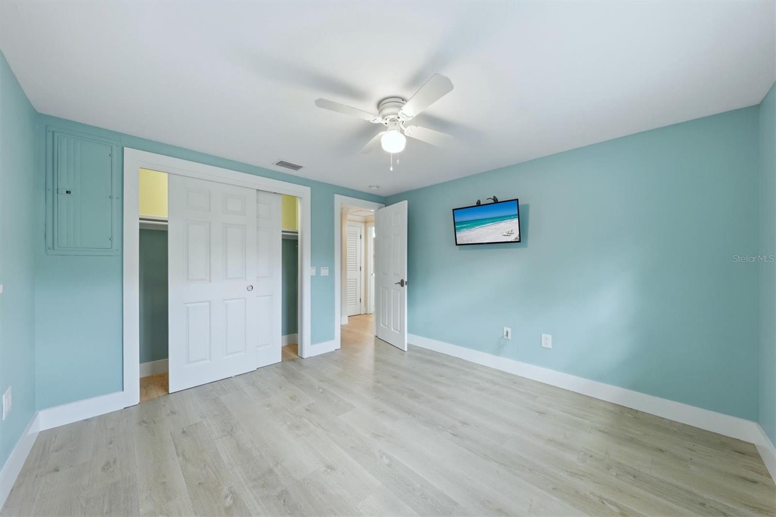 Image 16 of 46 For 5803 De Palmas Avenue