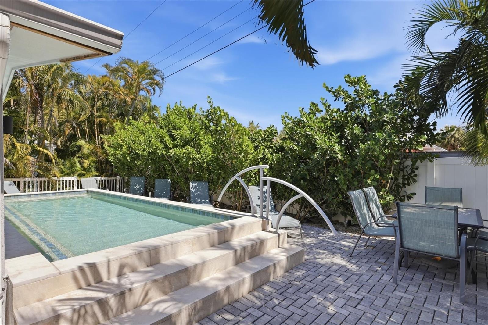 Image 25 of 46 For 5803 De Palmas Avenue