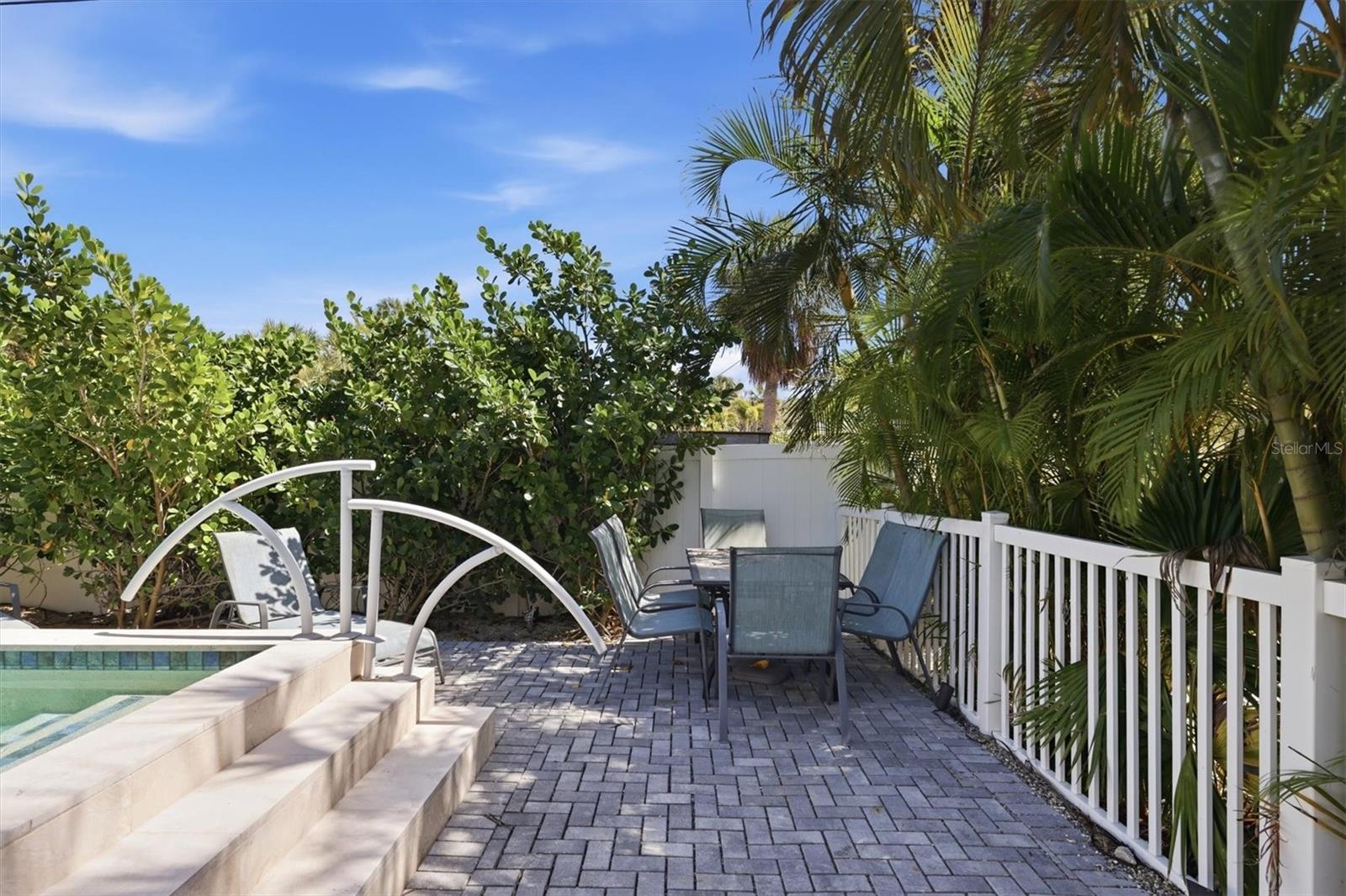 Image 26 of 46 For 5803 De Palmas Avenue