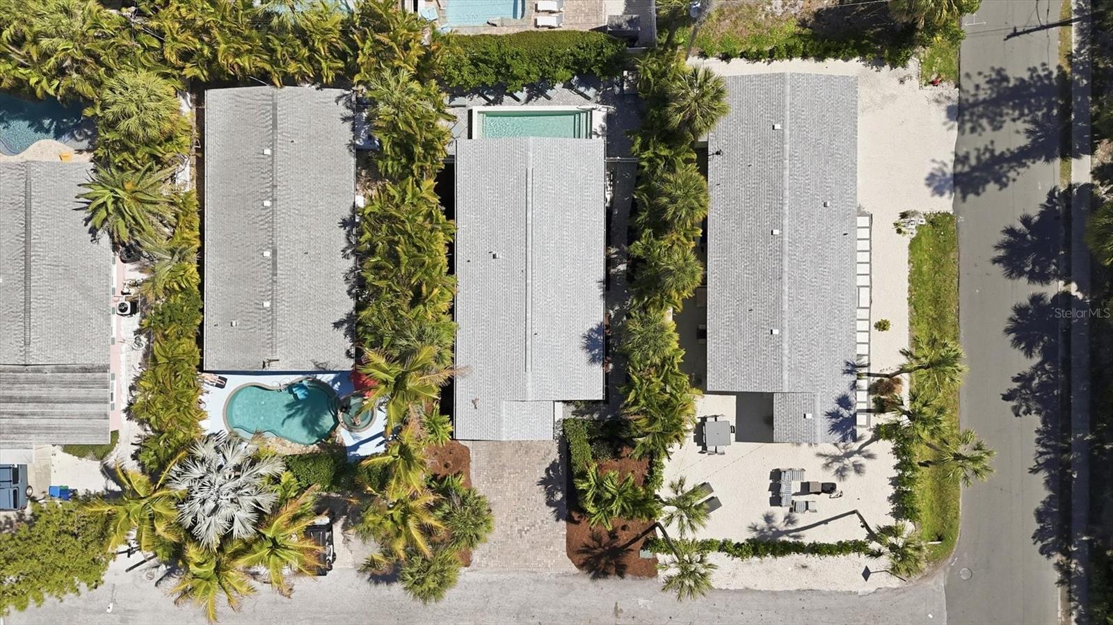 Image 33 of 46 For 5803 De Palmas Avenue