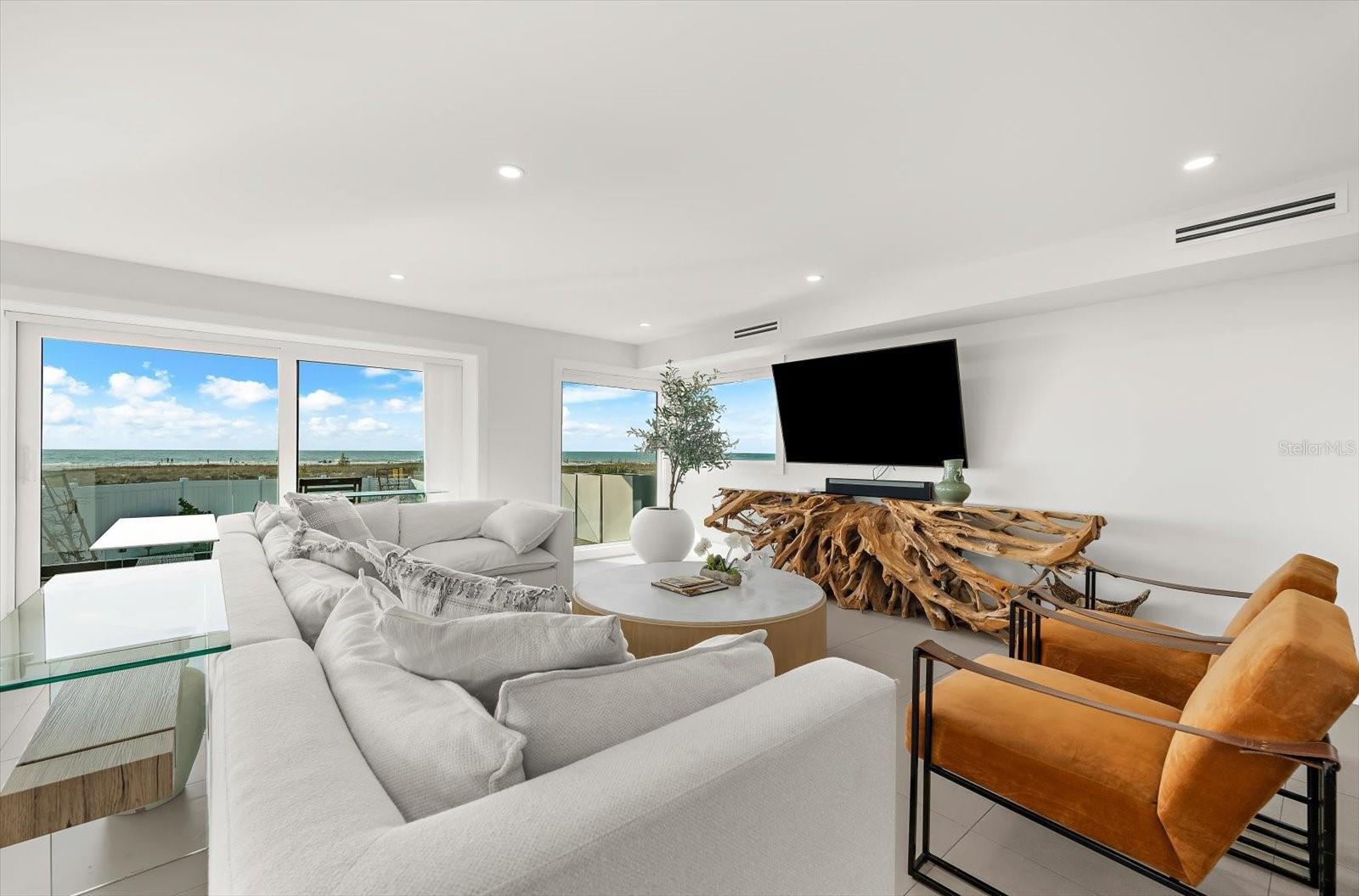 Image 44 of 90 For 811 Shore Drive