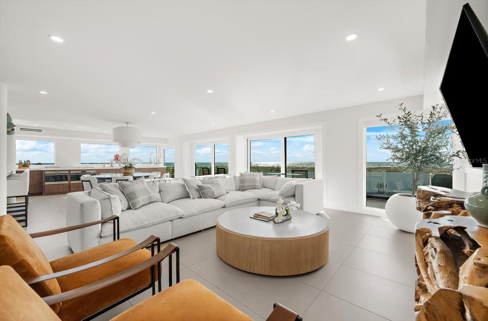 Image 45 of 90 For 811 Shore Drive