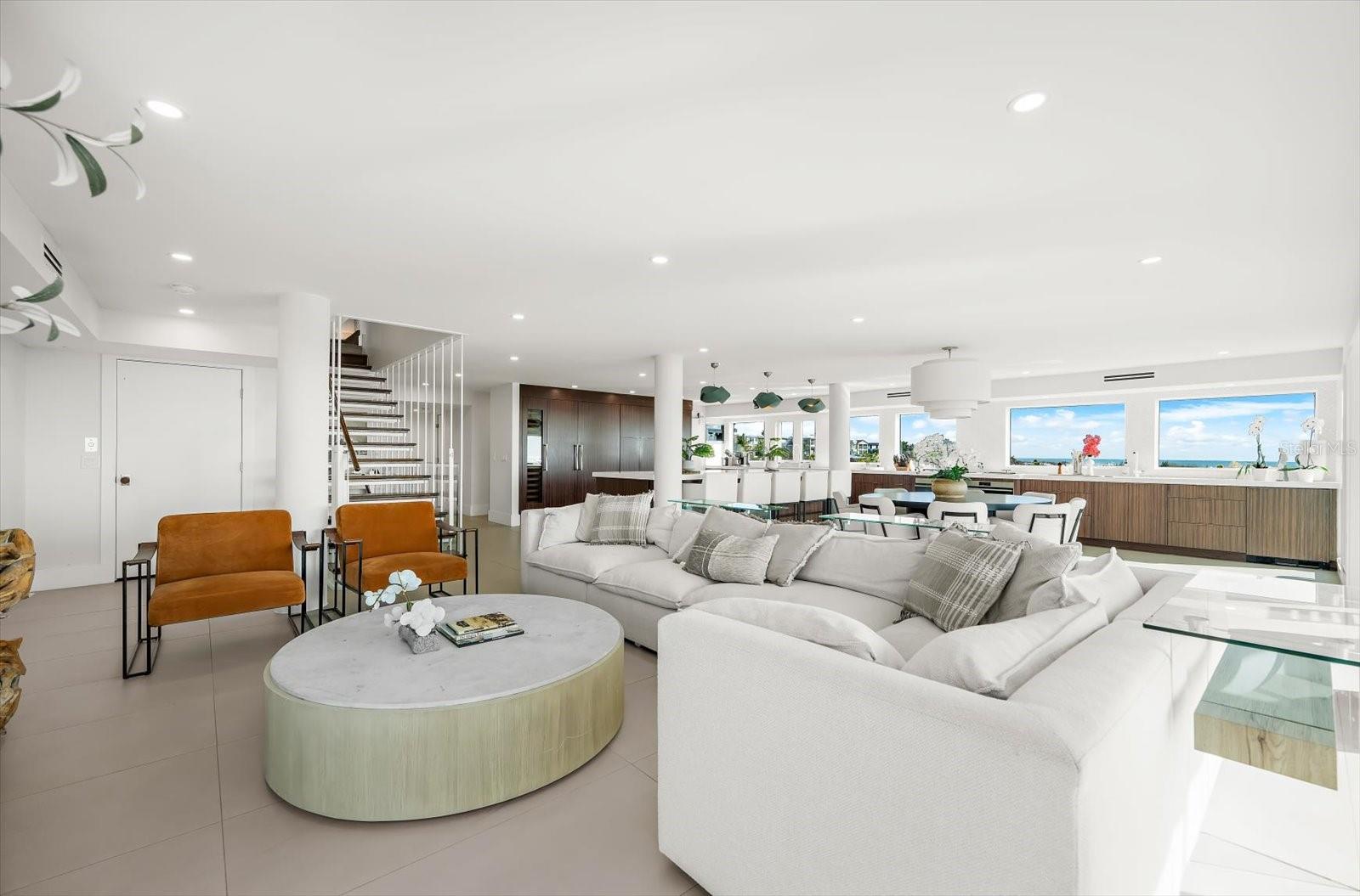 Image 46 of 90 For 811 Shore Drive