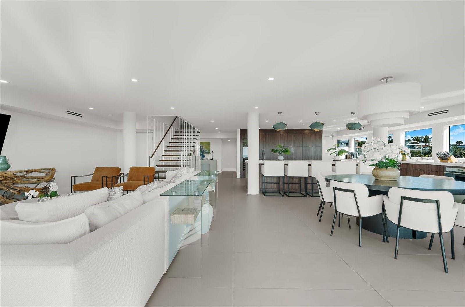 Image 47 of 90 For 811 Shore Drive