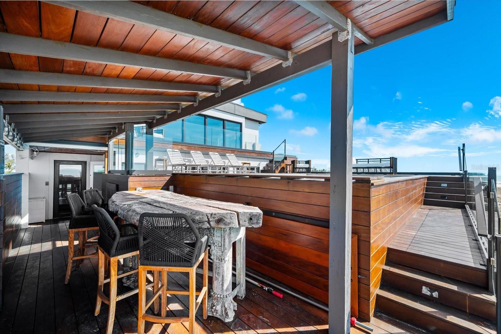 Image 63 of 90 For 811 Shore Drive