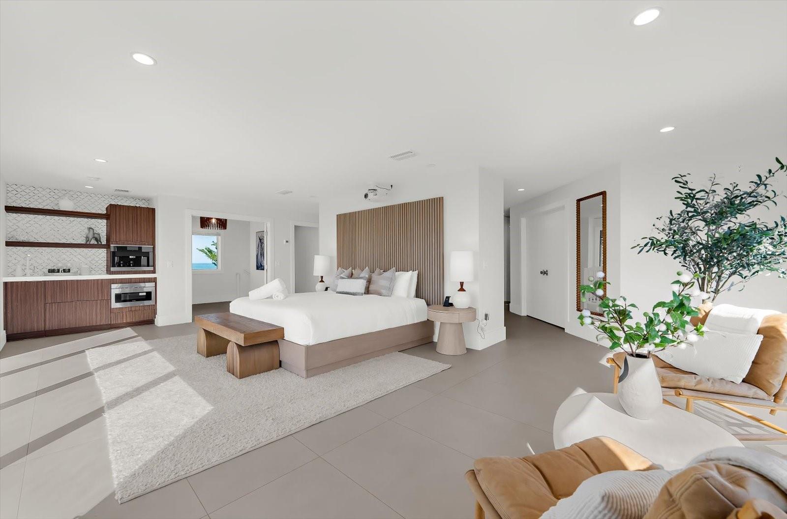 Image 69 of 90 For 811 Shore Drive