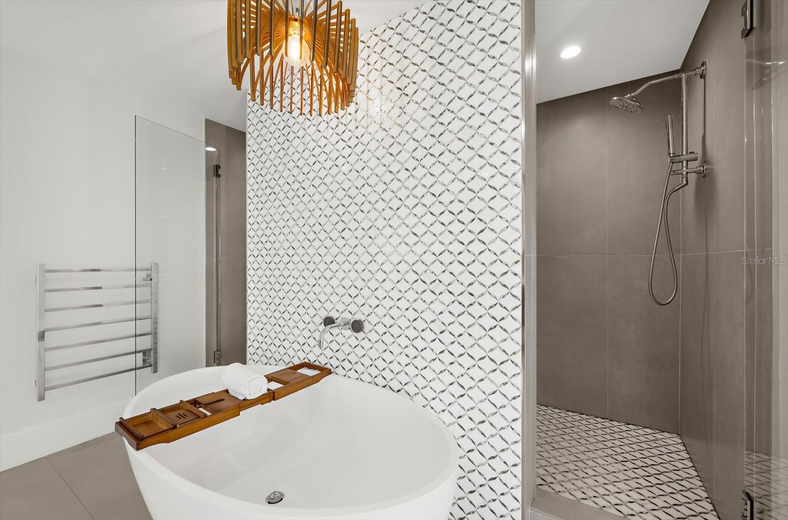 Image 74 of 90 For 811 Shore Drive