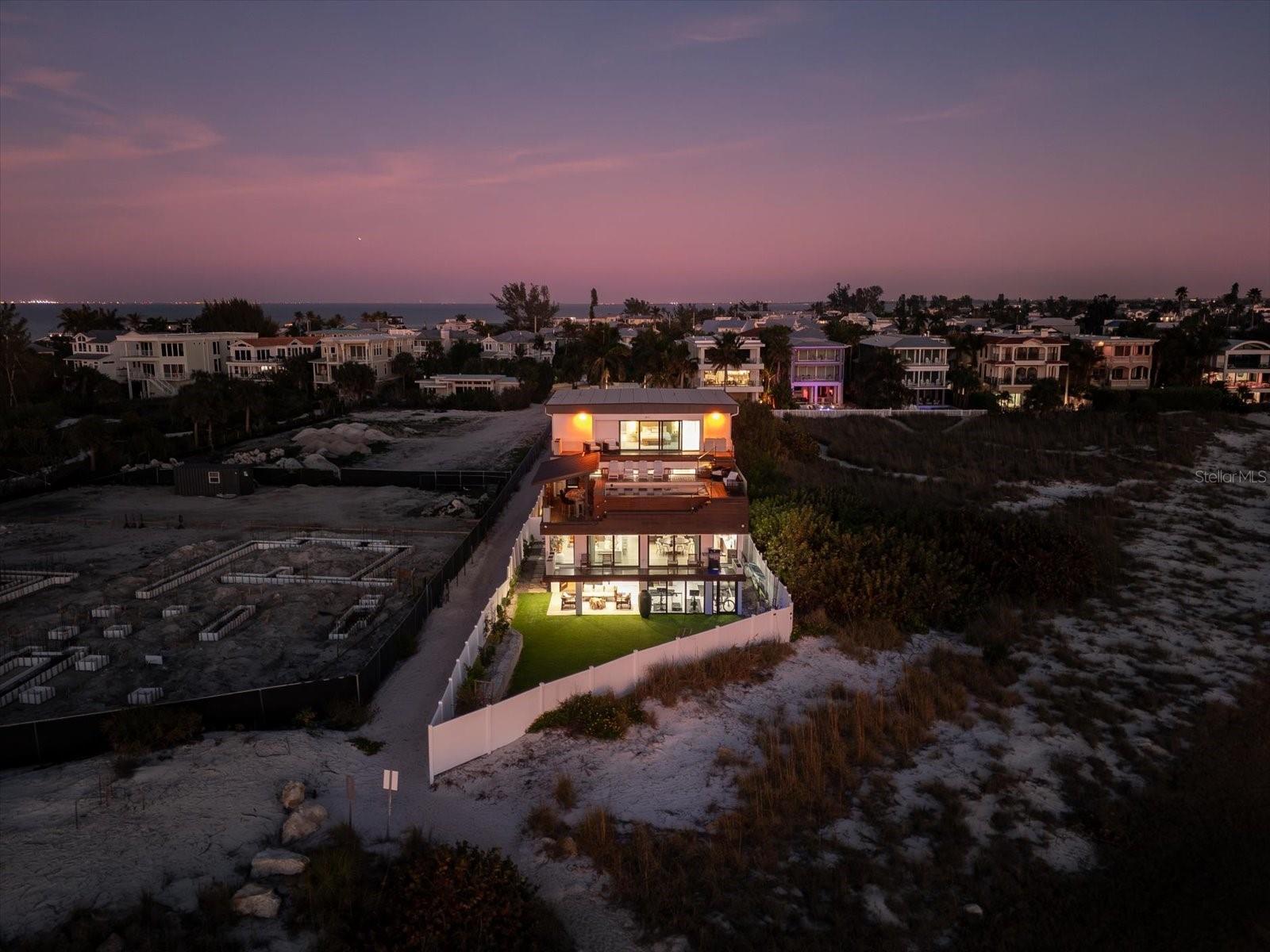 Image 87 of 90 For 811 Shore Drive