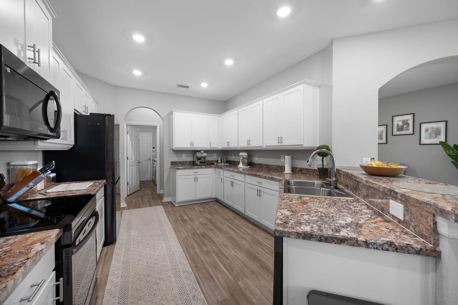 Image 22 of 63 For 16117 67th Court E