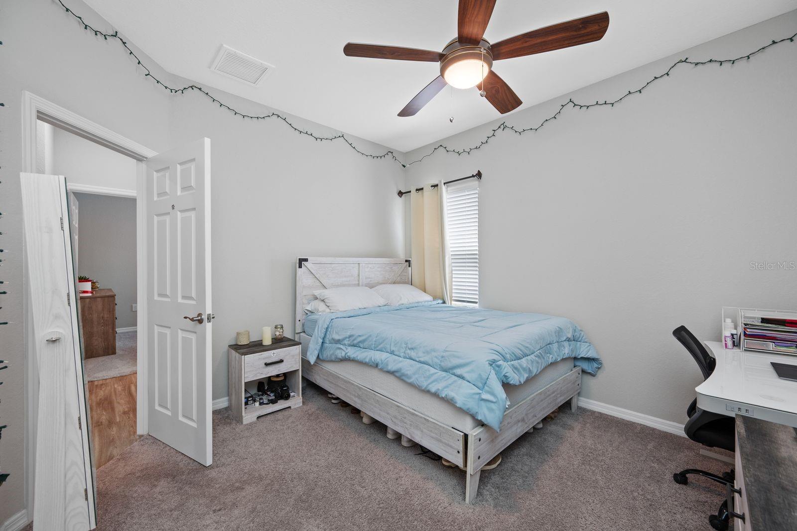 Image 32 of 63 For 16117 67th Court E