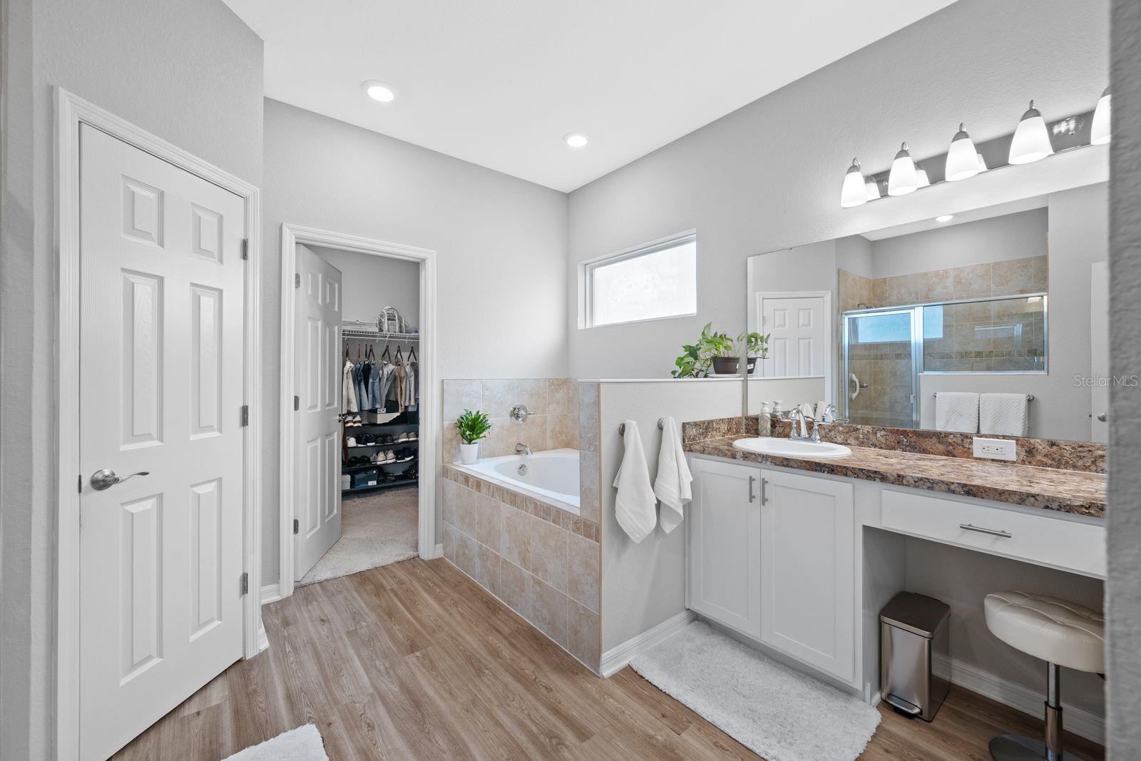 Image 36 of 63 For 16117 67th Court E