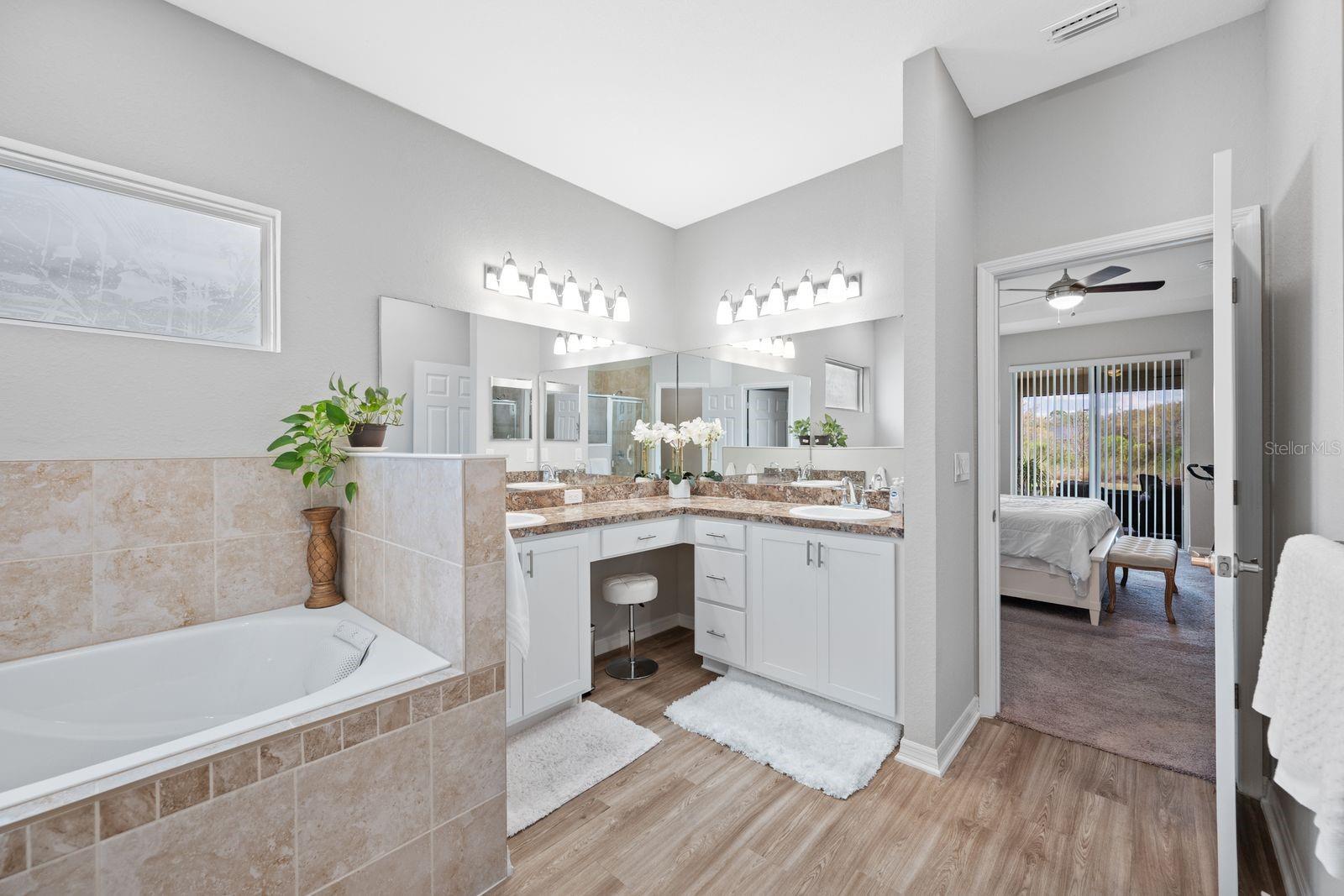 Image 38 of 63 For 16117 67th Court E