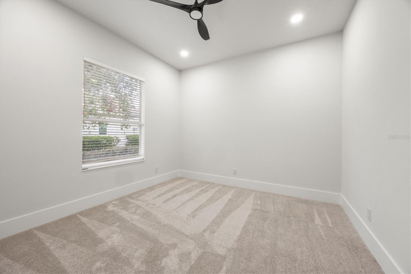 Image 33 of 51 For 6922 Stanhope Place