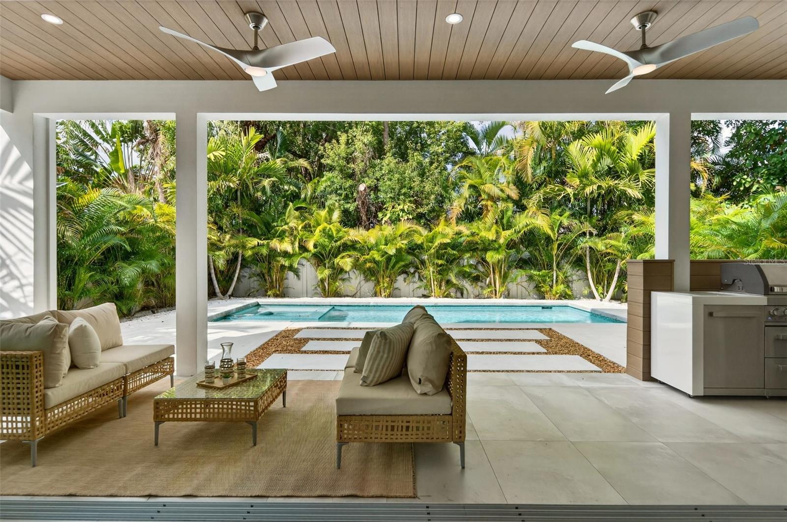 Image 12 of 46 For 1671 Arlington Street