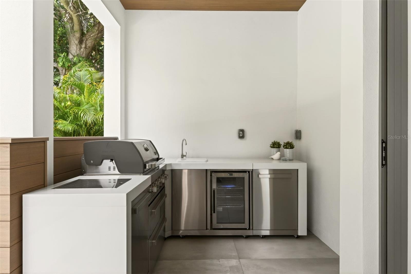 Image 40 of 46 For 1671 Arlington Street