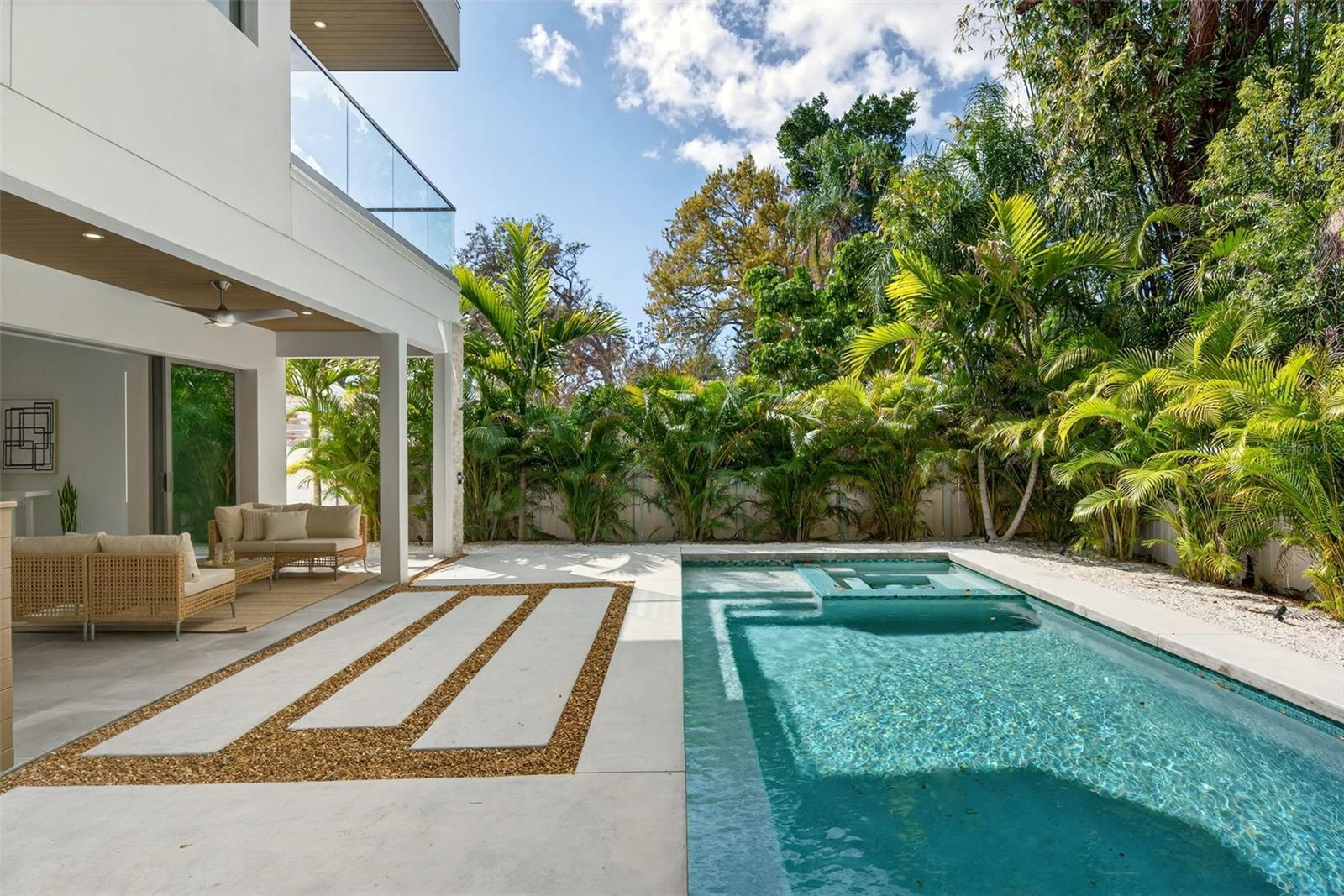 Image 42 of 46 For 1671 Arlington Street