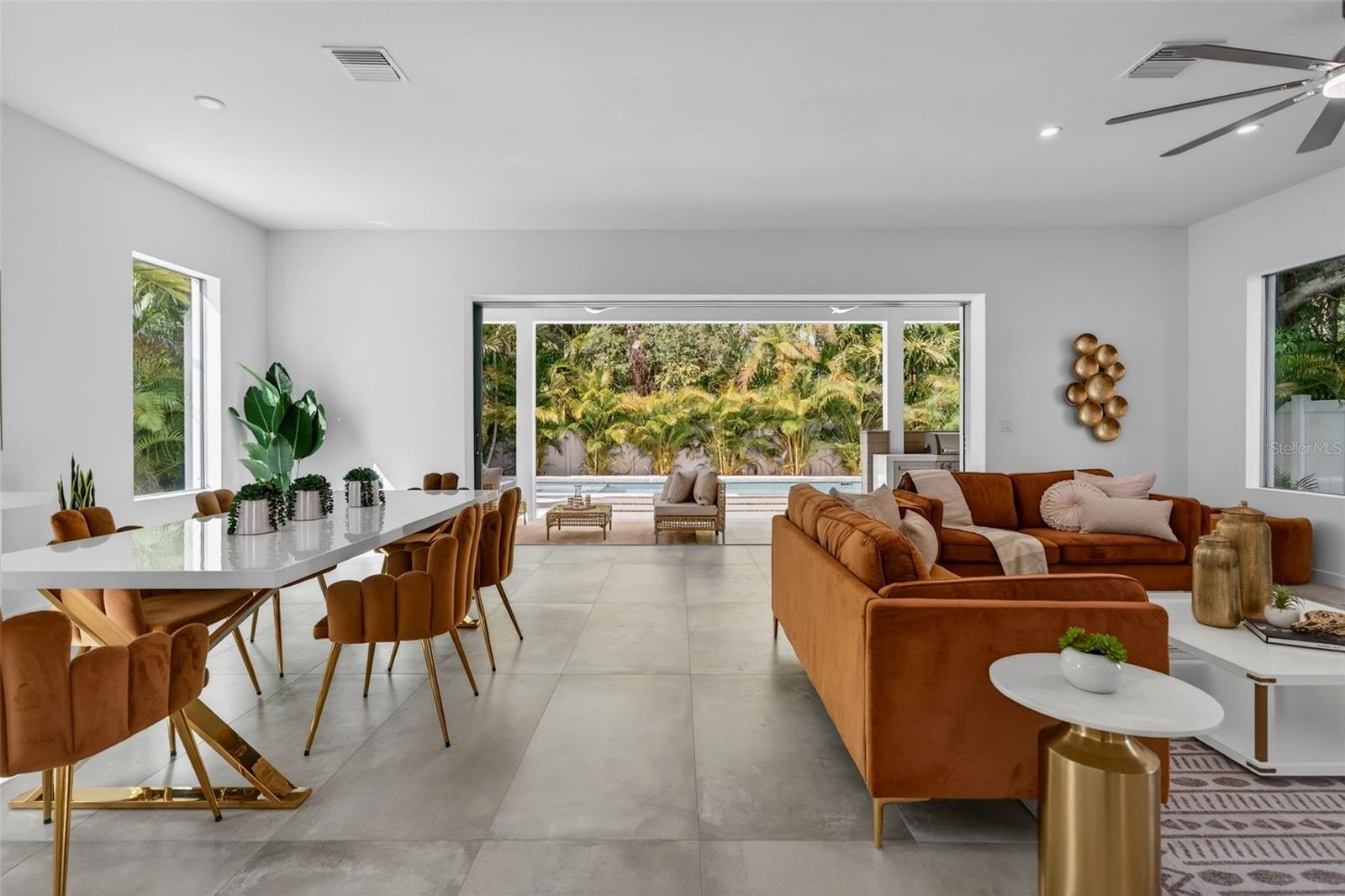 Image 9 of 46 For 1671 Arlington Street