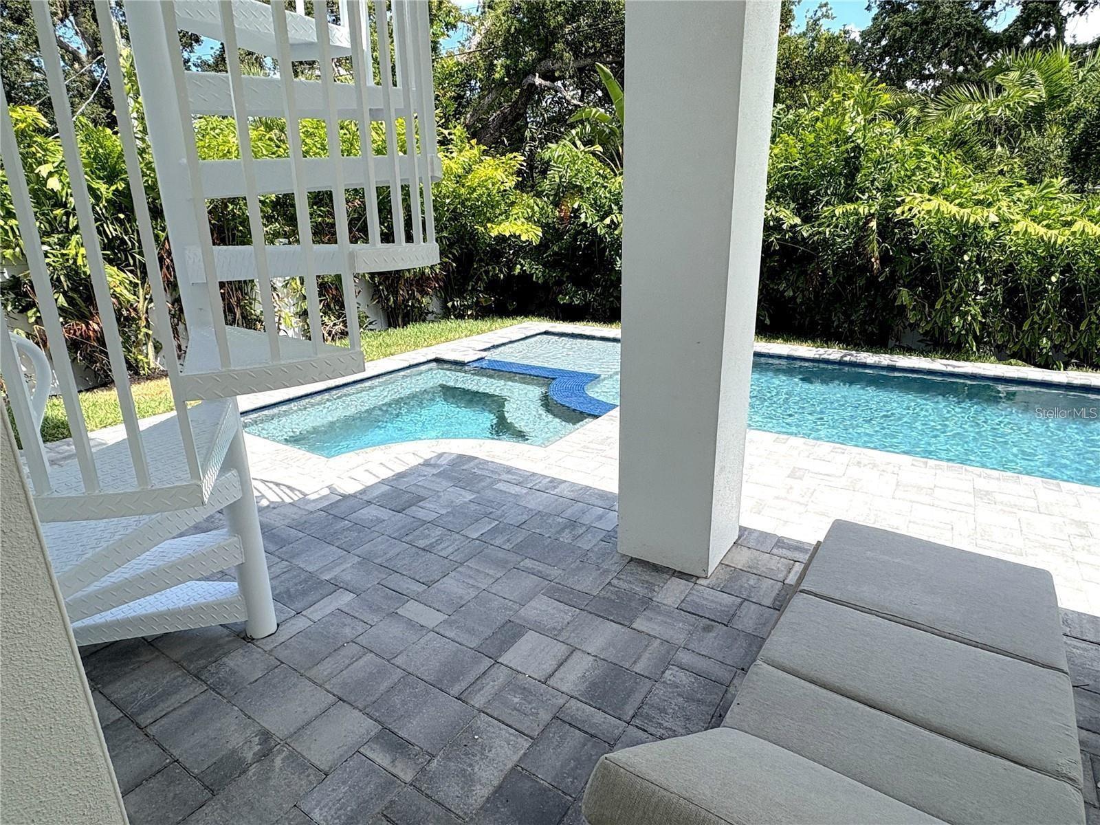 Image 12 of 43 For 1647 Siesta Drive