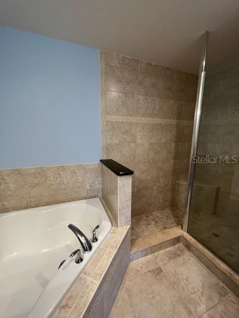 Image 21 of 32 For 7710 Lake Vista Court 303