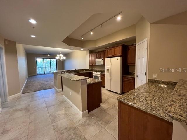 Image 8 of 32 For 7710 Lake Vista Court 303