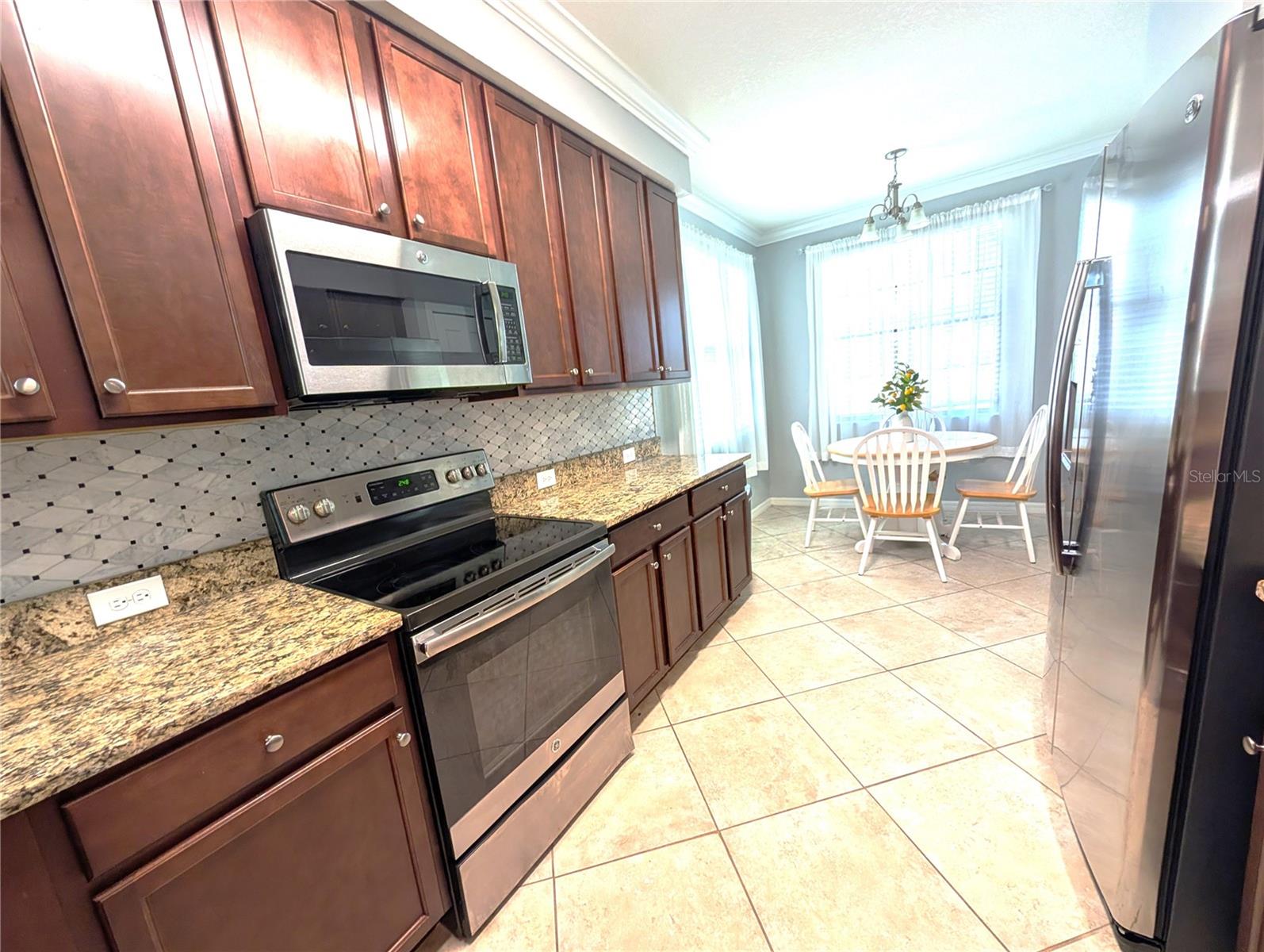 Image 18 of 47 For 16706 Vardon Terrace 208