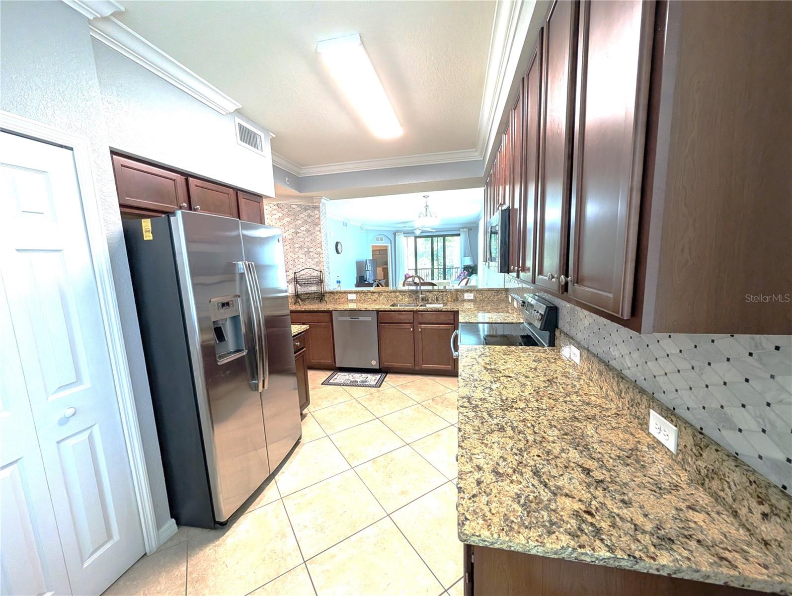 Image 19 of 47 For 16706 Vardon Terrace 208