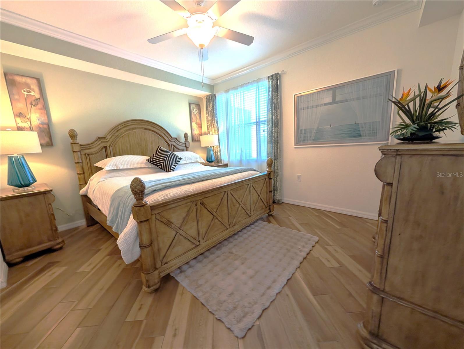 Image 22 of 47 For 16706 Vardon Terrace 208