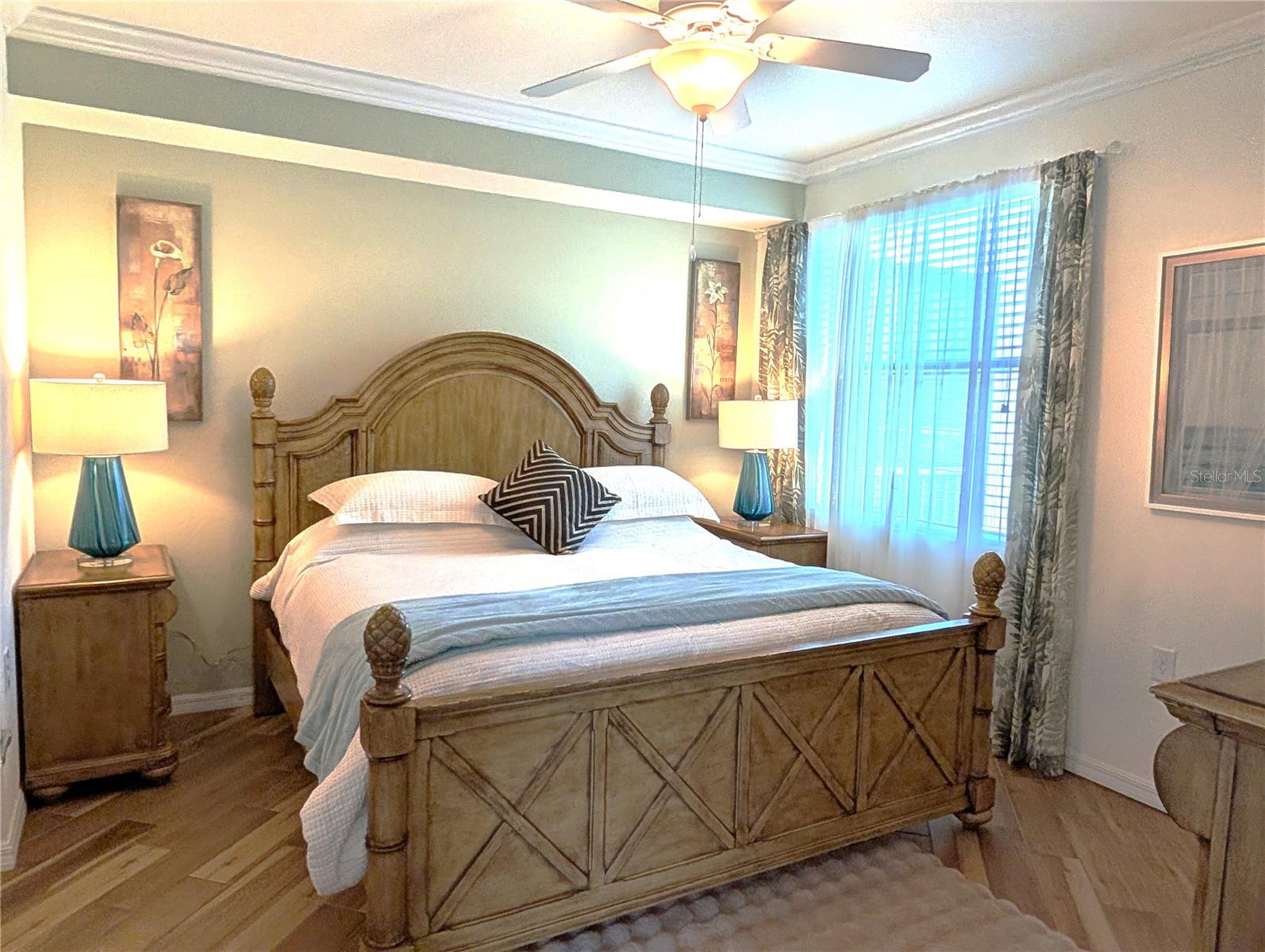 Image 23 of 47 For 16706 Vardon Terrace 208