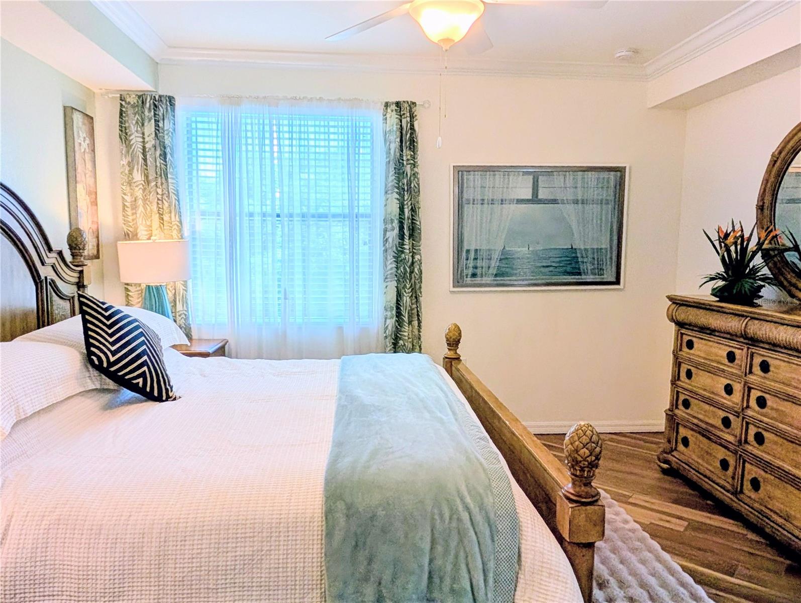 Image 25 of 47 For 16706 Vardon Terrace 208