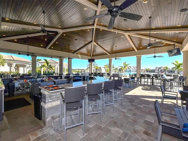 Image 39 of 47 For 16706 Vardon Terrace 208