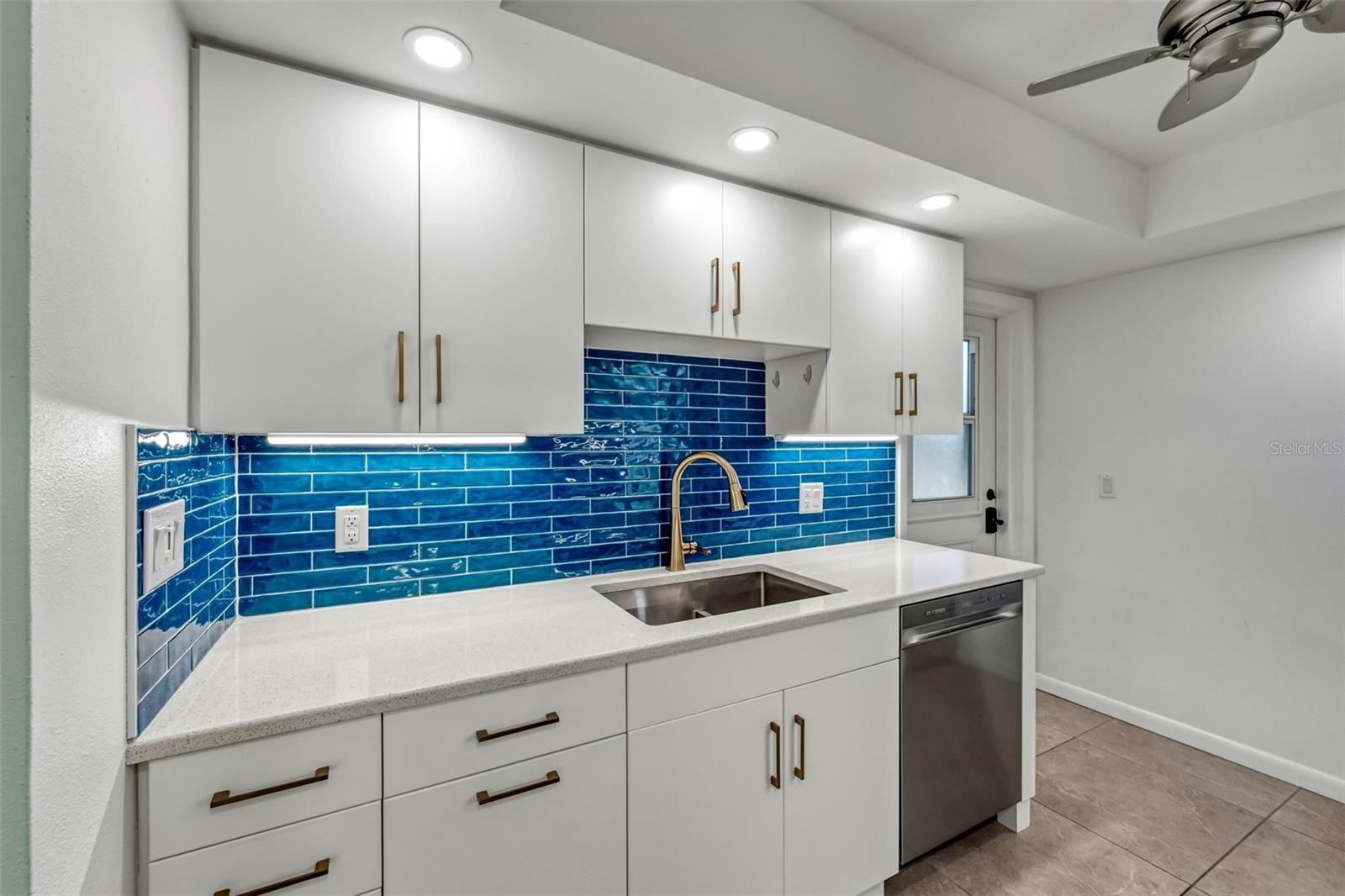 Image 16 of 55 For 101 Louella Lane 5