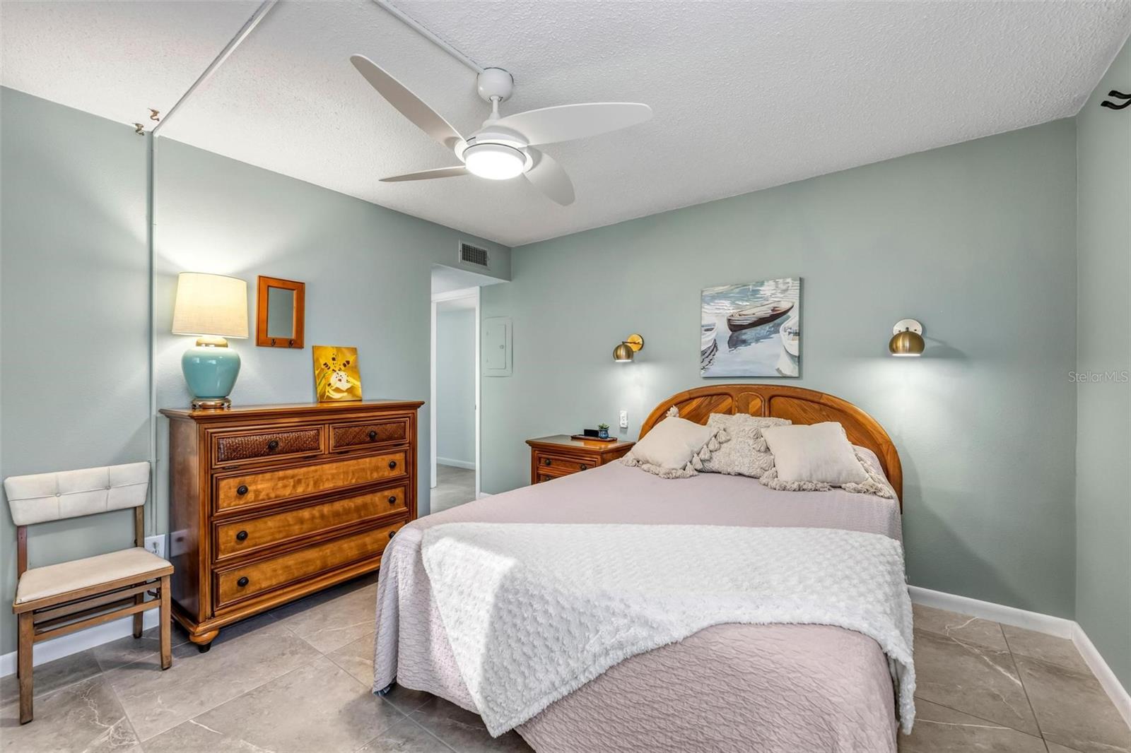 Image 22 of 55 For 101 Louella Lane 5