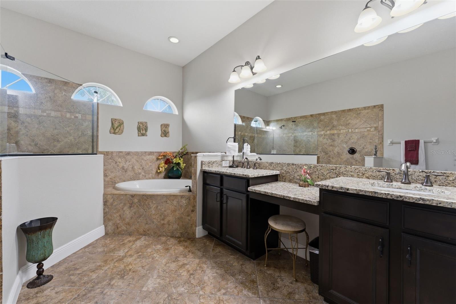 Image 24 of 77 For 112 170th Street E