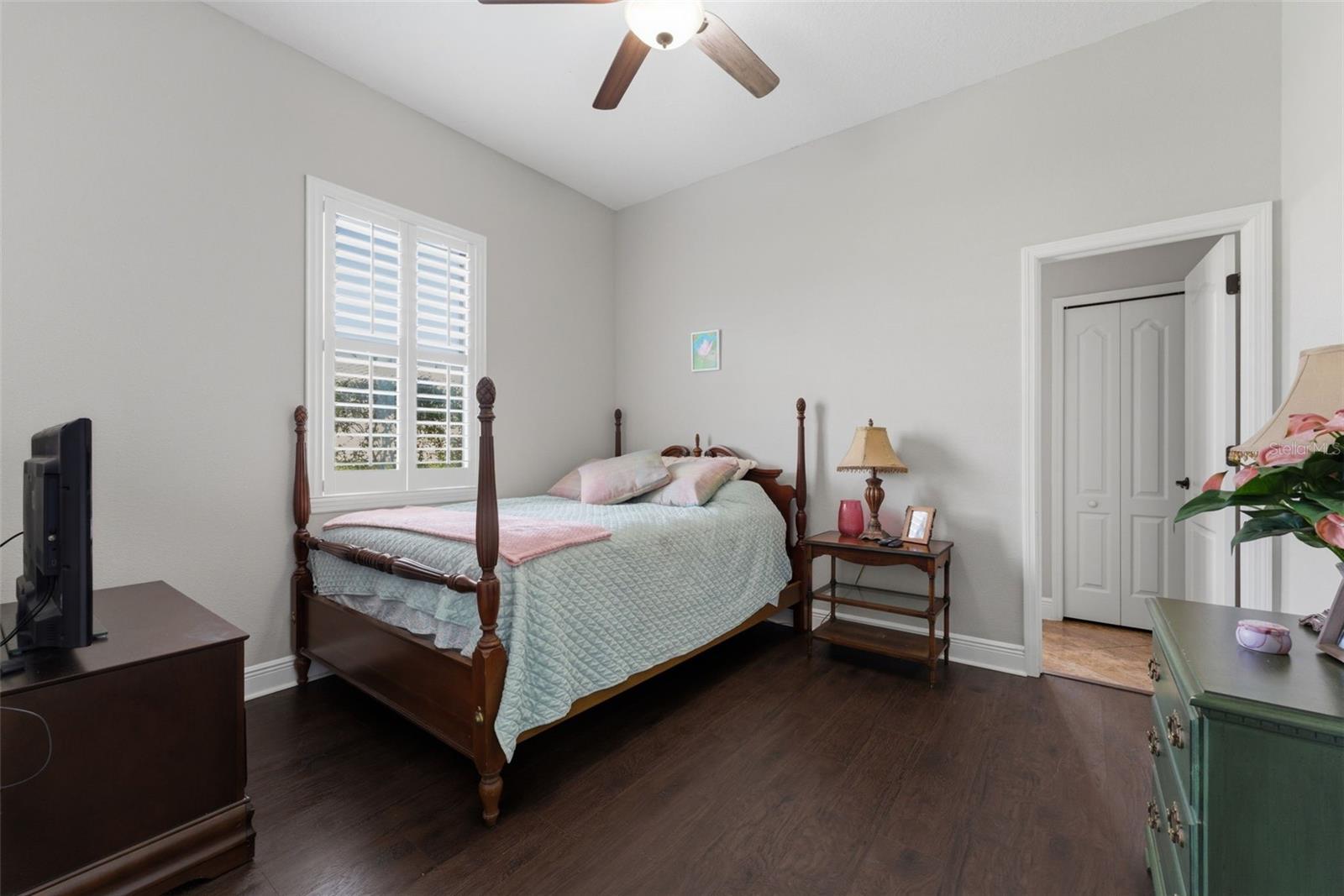 Image 29 of 77 For 112 170th Street E