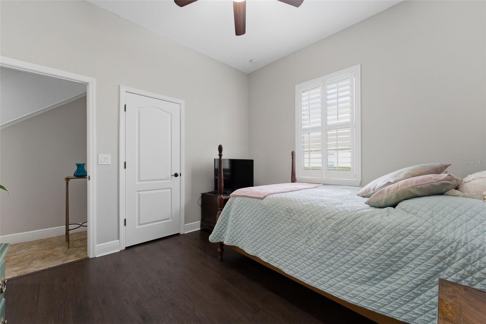 Image 30 of 77 For 112 170th Street E