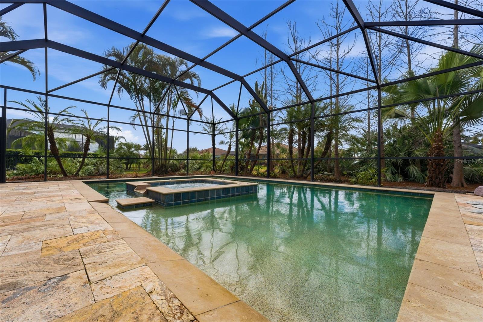 Image 48 of 77 For 112 170th Street E