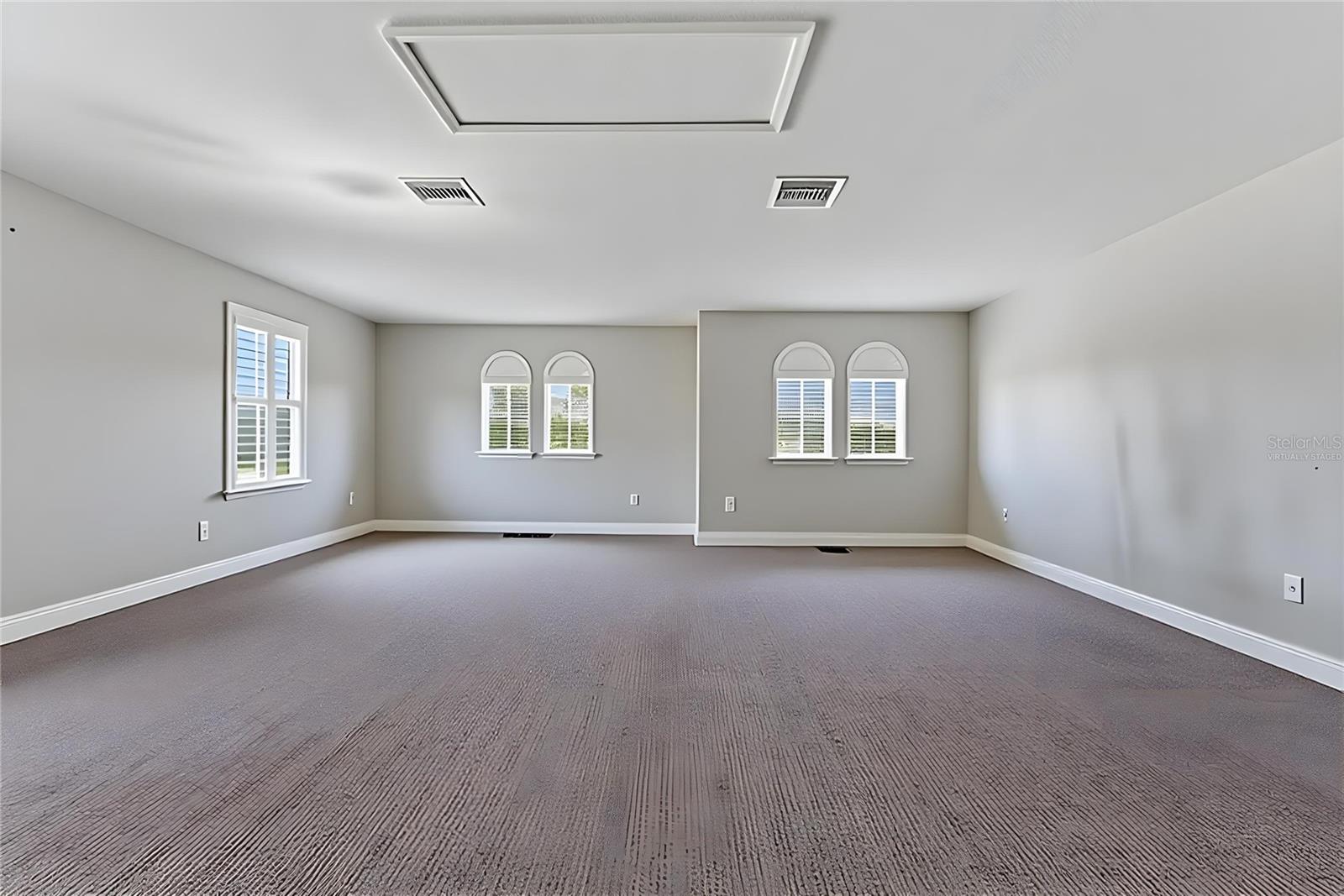 Image 65 of 77 For 112 170th Street E