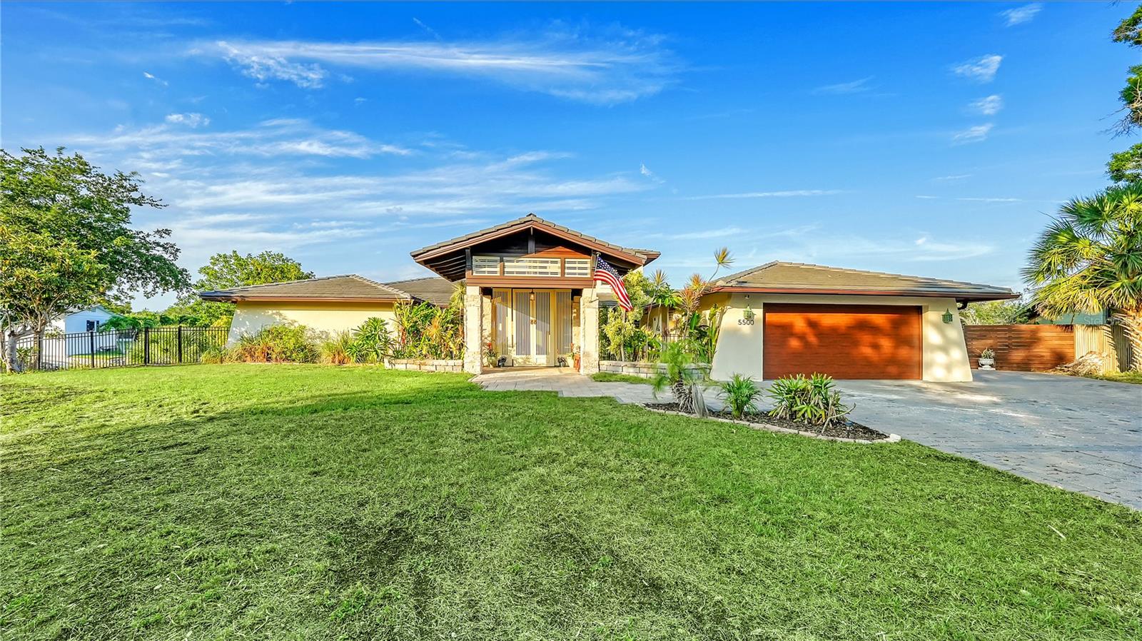 Details for 5500 Merrimac Drive, SARASOTA, FL 34231