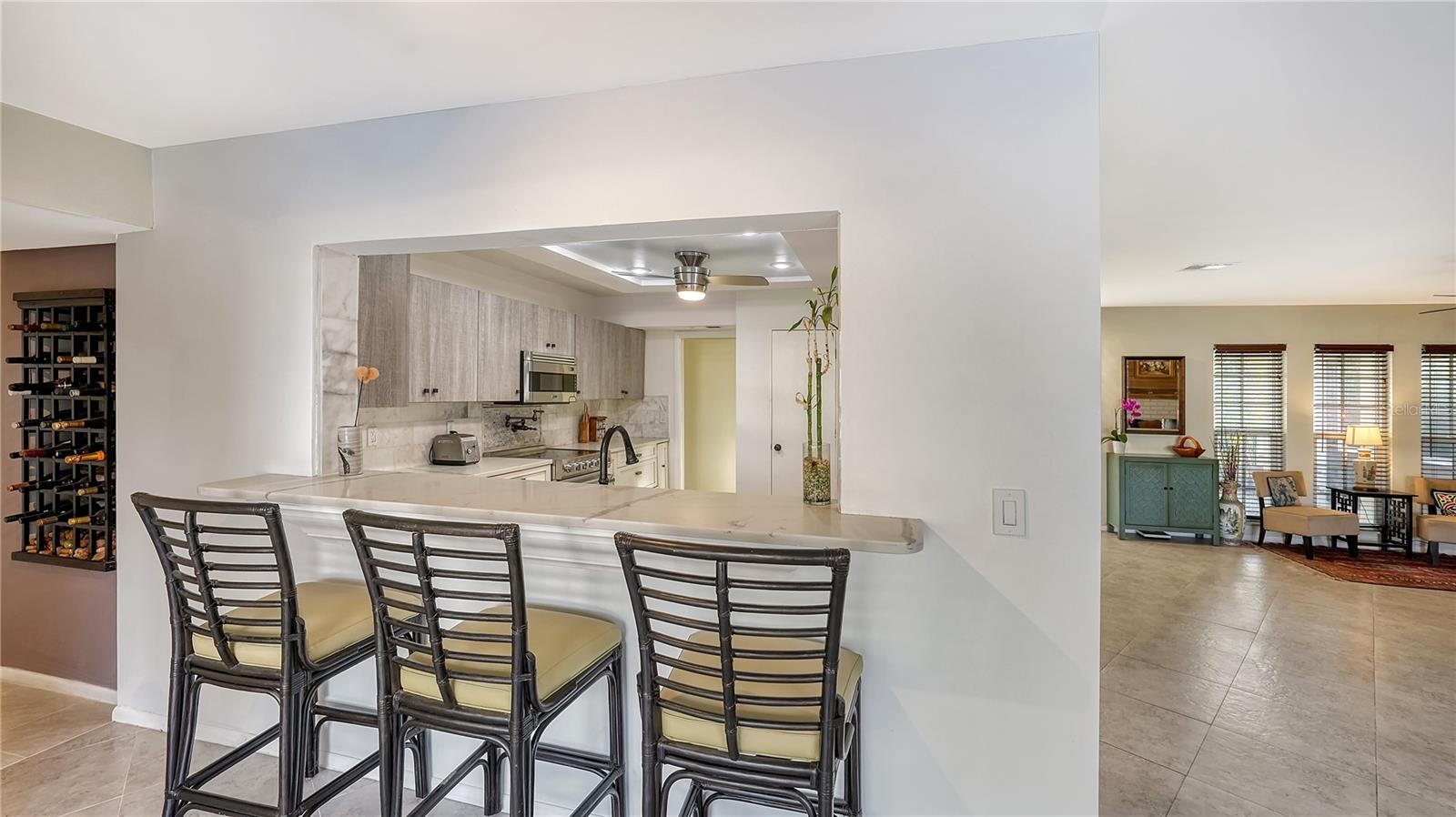 Listing photo id 15 for 5500 Merrimac Drive